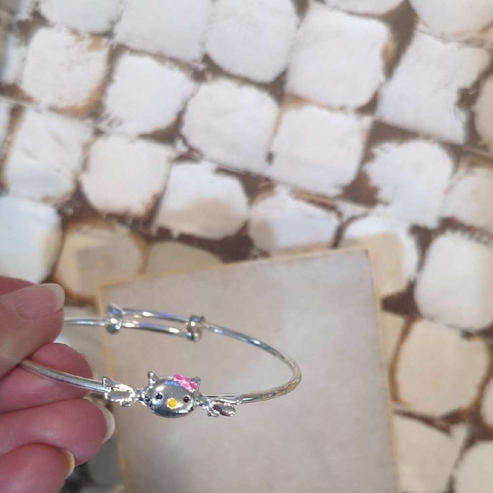 Silver Hello Kitty  Bracelet with Pink Accents - Picture 4 of 5